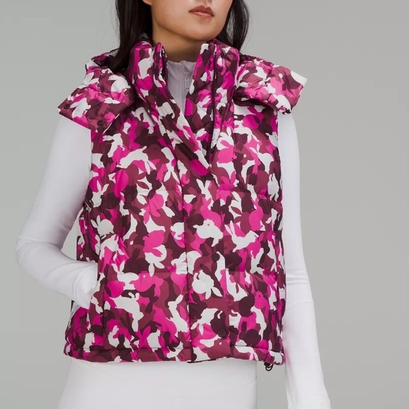 Lululemon Puffy Vest – Size 2 – Pink/Berry Camo Print - Picture 2 of 10